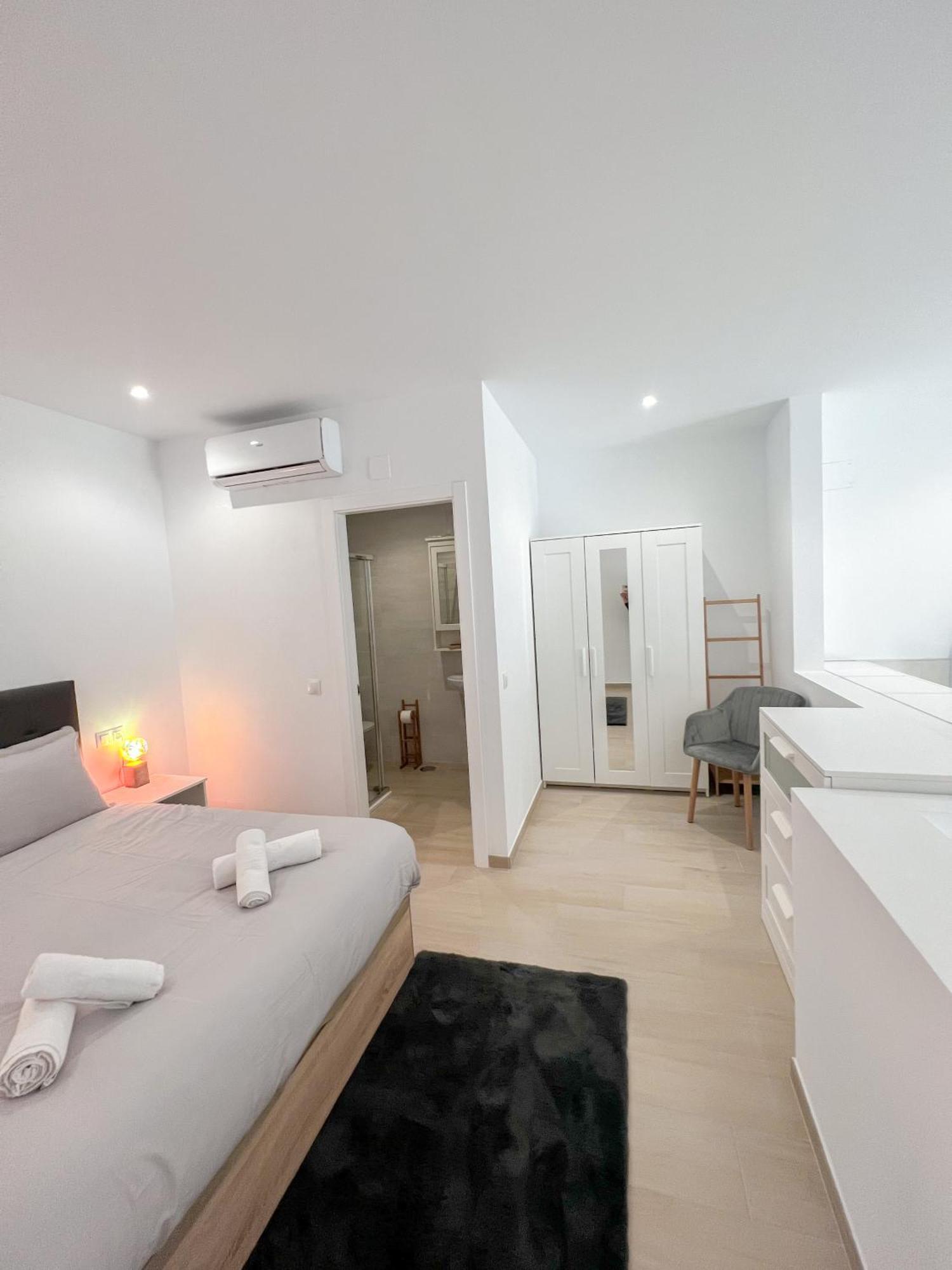 Апартаменты Cozy And Modern Family Flat Carihuela Торремолинос Экстерьер фото