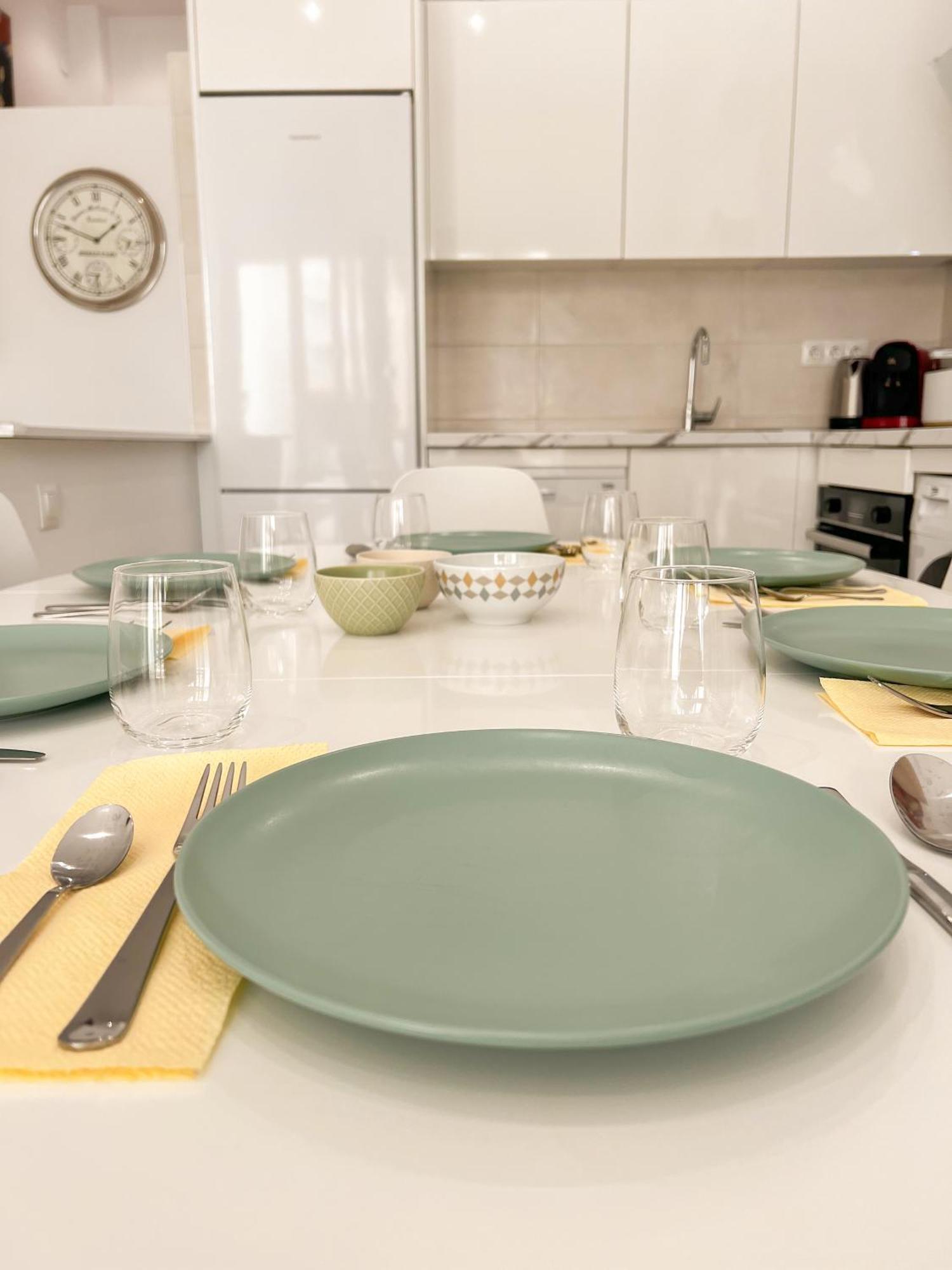 Апартаменты Cozy And Modern Family Flat Carihuela Торремолинос Экстерьер фото