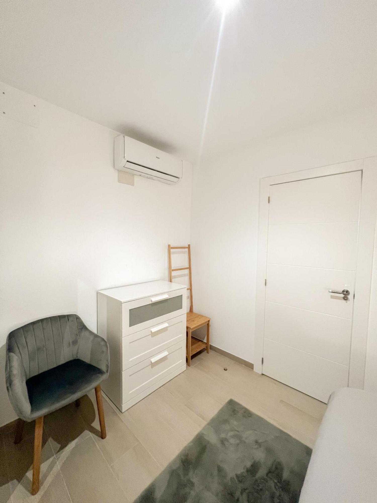Апартаменты Cozy And Modern Family Flat Carihuela Торремолинос Экстерьер фото