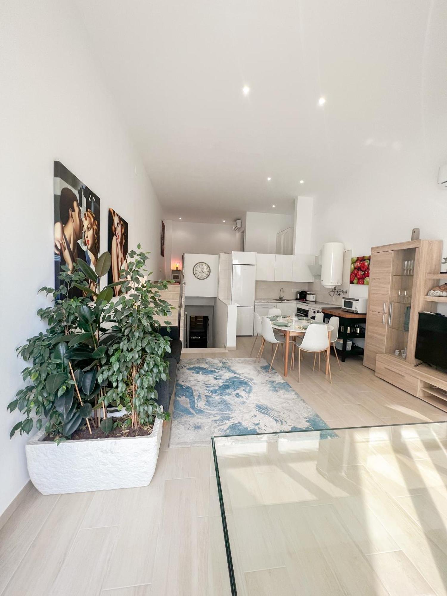 Апартаменты Cozy And Modern Family Flat Carihuela Торремолинос Экстерьер фото